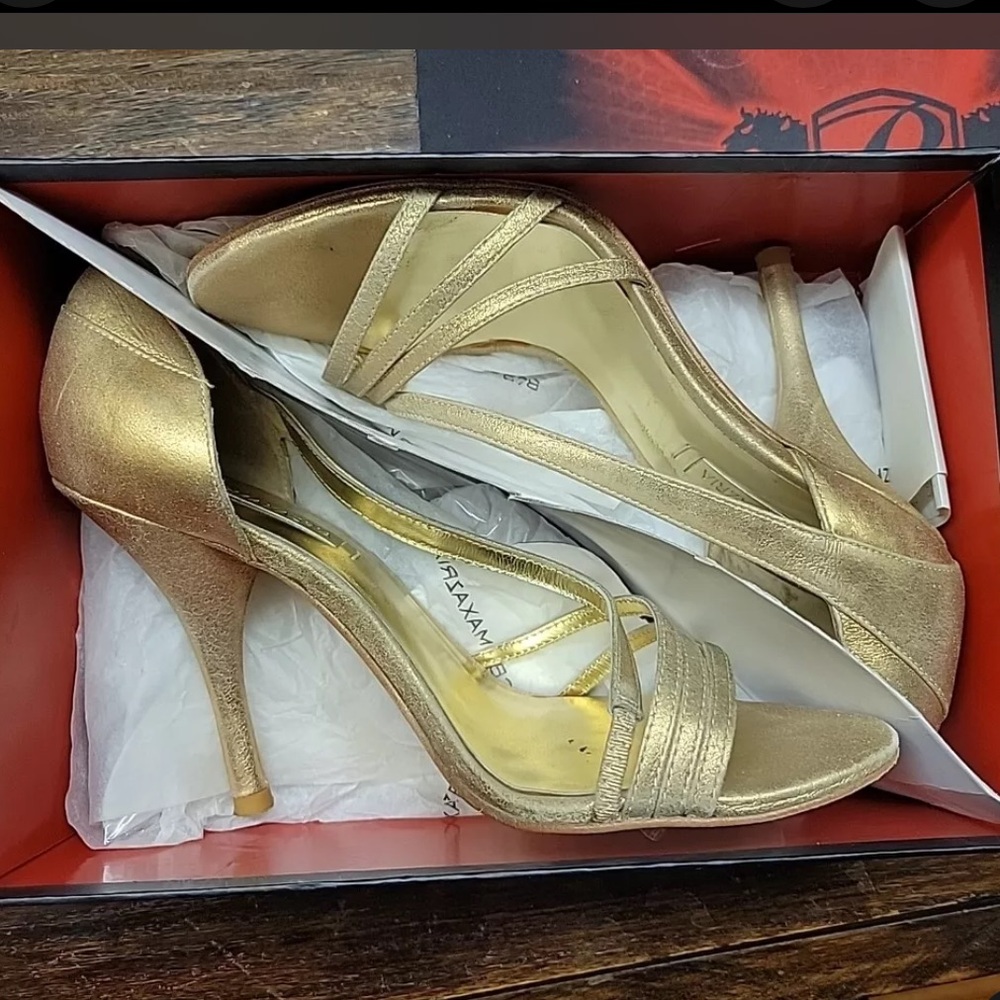 BCBG Max Azria Heidi Gold Suede Heels 8.5
